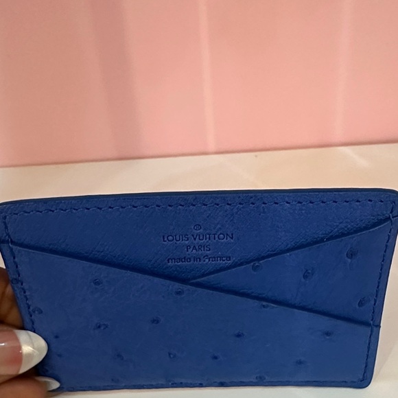 AUTHENTIC Louis Vuitton Ostrich Blue Card Holder - Picture 4 of 5